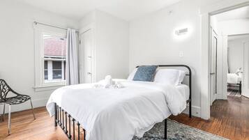 Desk, iron/ironing board, free WiFi, bed sheets