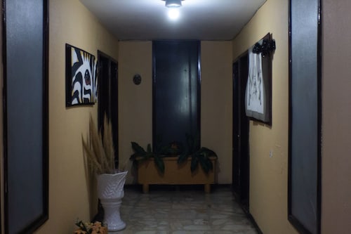 OYO Hotel Colon, Plaza Bicentenario, Zacatecas Centro