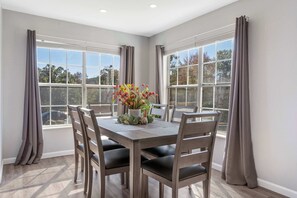 Condo, Multiple Beds, Balcony, Garden View (Brookside Retreat) | Dining