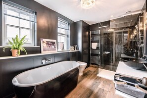 Bathtub