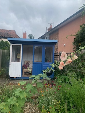 Terrace/patio - Library Cottage, Marlesford (Woodbridge)