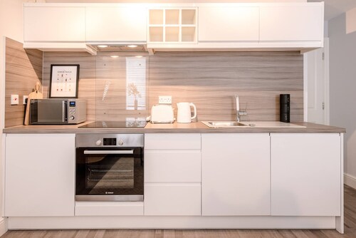 Guildhall Street Apartment