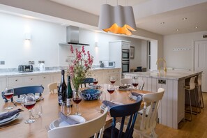 Dining - The Pink House in Southwold - Air Manage Suffolk (Reydon)