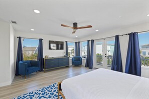 4 bedrooms, iron/ironing board, free WiFi, bed sheets
