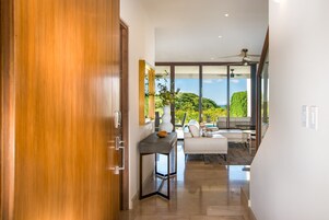 Deluxe House | 3 bedrooms, individually decorated, individually furnished