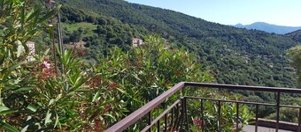 Family villa close to beaches and ideal for hiking