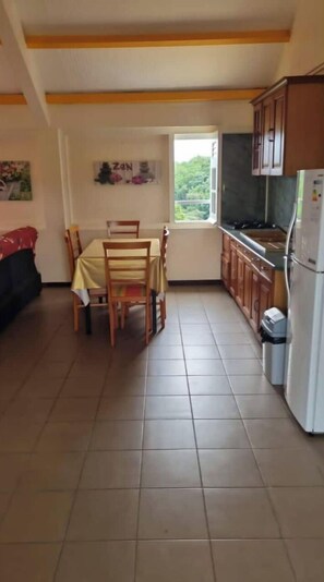 Dining - Apartment F3 (Petit-Bourg)