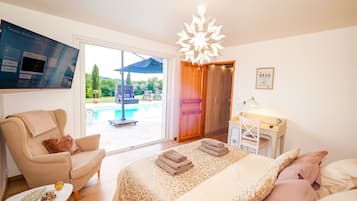 3 chambres, fer et planche Ă repasser, Wi-Fi gratuit, draps fournis