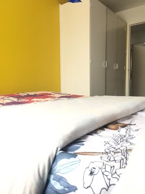 3 habitaciones, tabla de planchar con plancha y wifi gratis