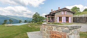 Apartments "Serrino Family" with Mountain View, Shared Pool and Wi-Fi