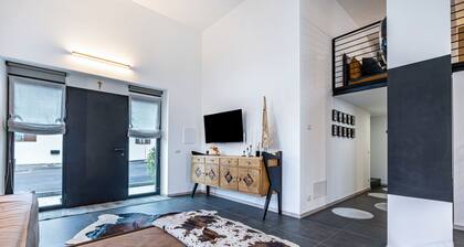 Loft "Casa Facco" avec vue sur les montagnes, jardin & Wi-Fi