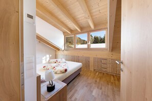 2 chambres, fer et planche Ă repasser, Wi-Fi gratuit, draps fournis
