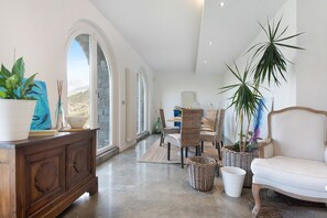 Interior - Apartment "Il Paradiso Sul Mare" with Shared Garden and Wi-Fi (bonassola)