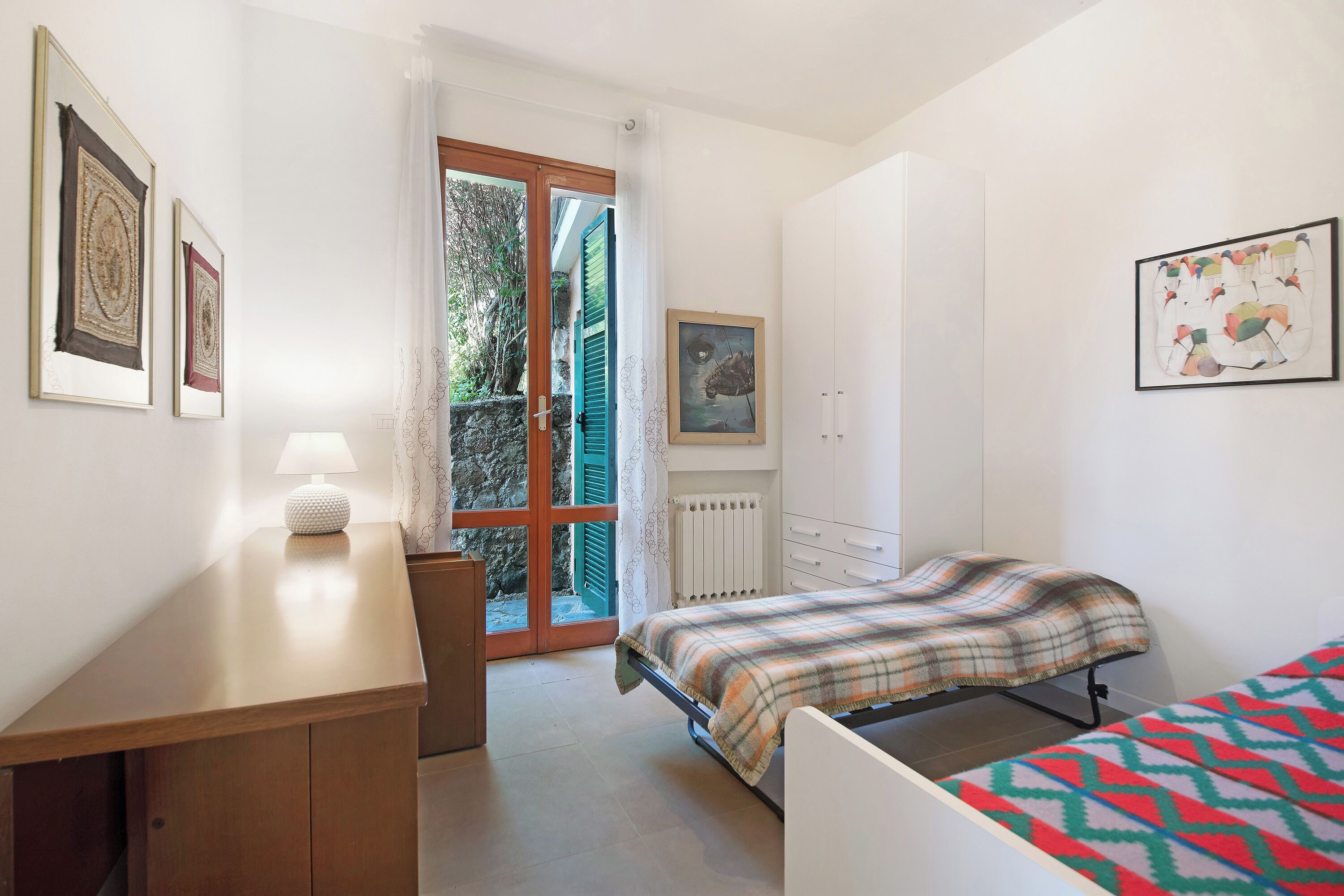 4 camere, Wi-Fi, lenzuola