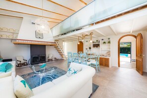 TV, fireplace, table tennis - Vacation Home "Es Collet" with Private Pool, Private Terraces & Wi-Fi (MANACOR)