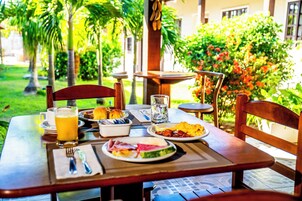 Desayuno bufé gratuito y diario