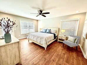 4 bedrooms, iron/ironing board, free WiFi, bed sheets