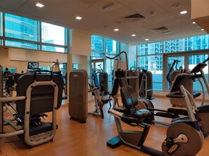 Fitness facility - Balinese Style Apt in the Heart of Downtown Dubai (Dubai)