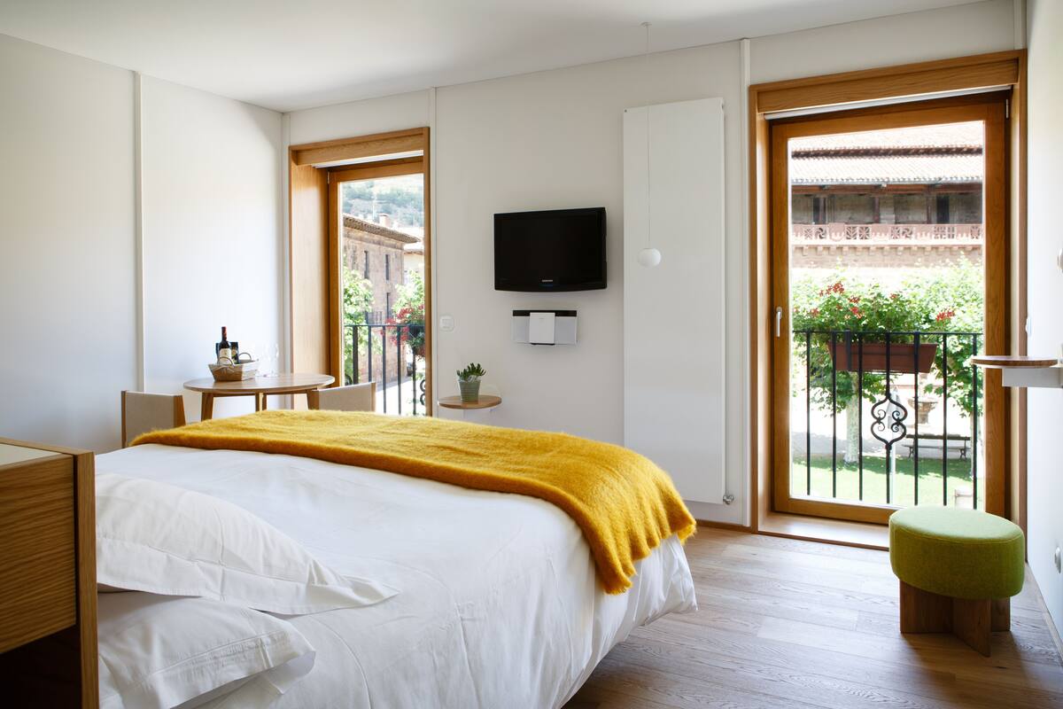 Superior-rum | Sängtillbehör av högsta kvalitet, duntäcken och memory foam-madrasser