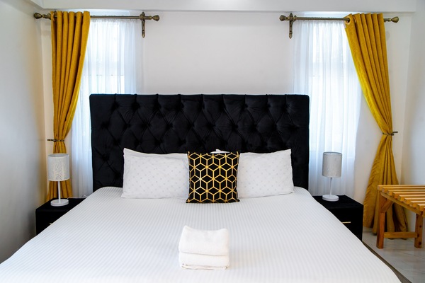 Deluxe Penthouse | Blackout drapes, free WiFi