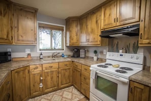 Fridge, microwave, oven, stovetop - Steps from the water! Quiet, peaceful location.  (Watertown)