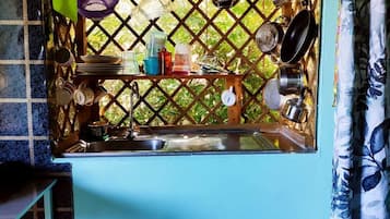 Wasserkocher mit Kaffee-/Teezubehör, Wasserkocher