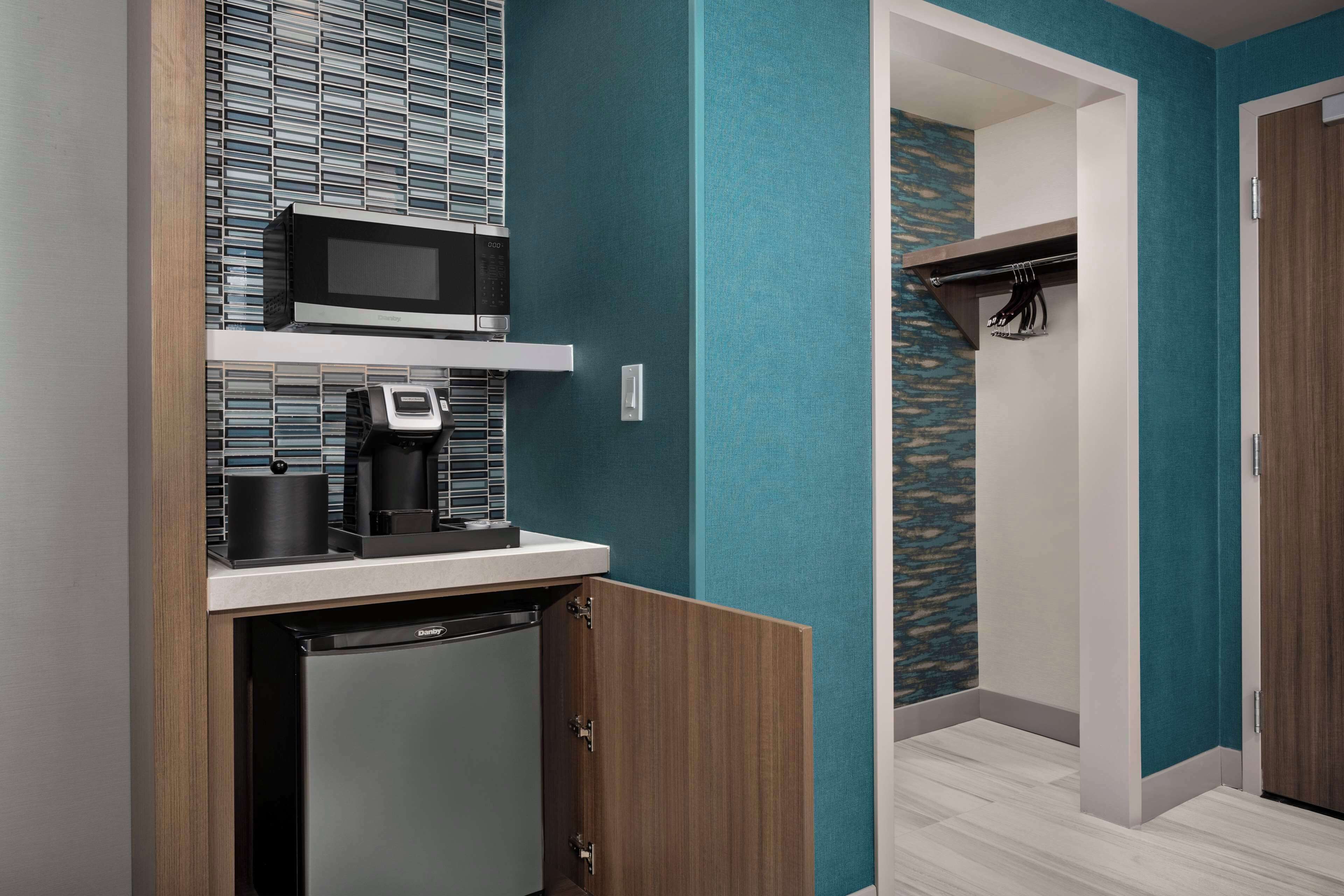 1 bedroom, desk, laptop workspace, blackout curtains