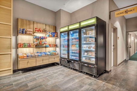 Snack bar