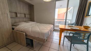 Wifi gratis y ropa de cama