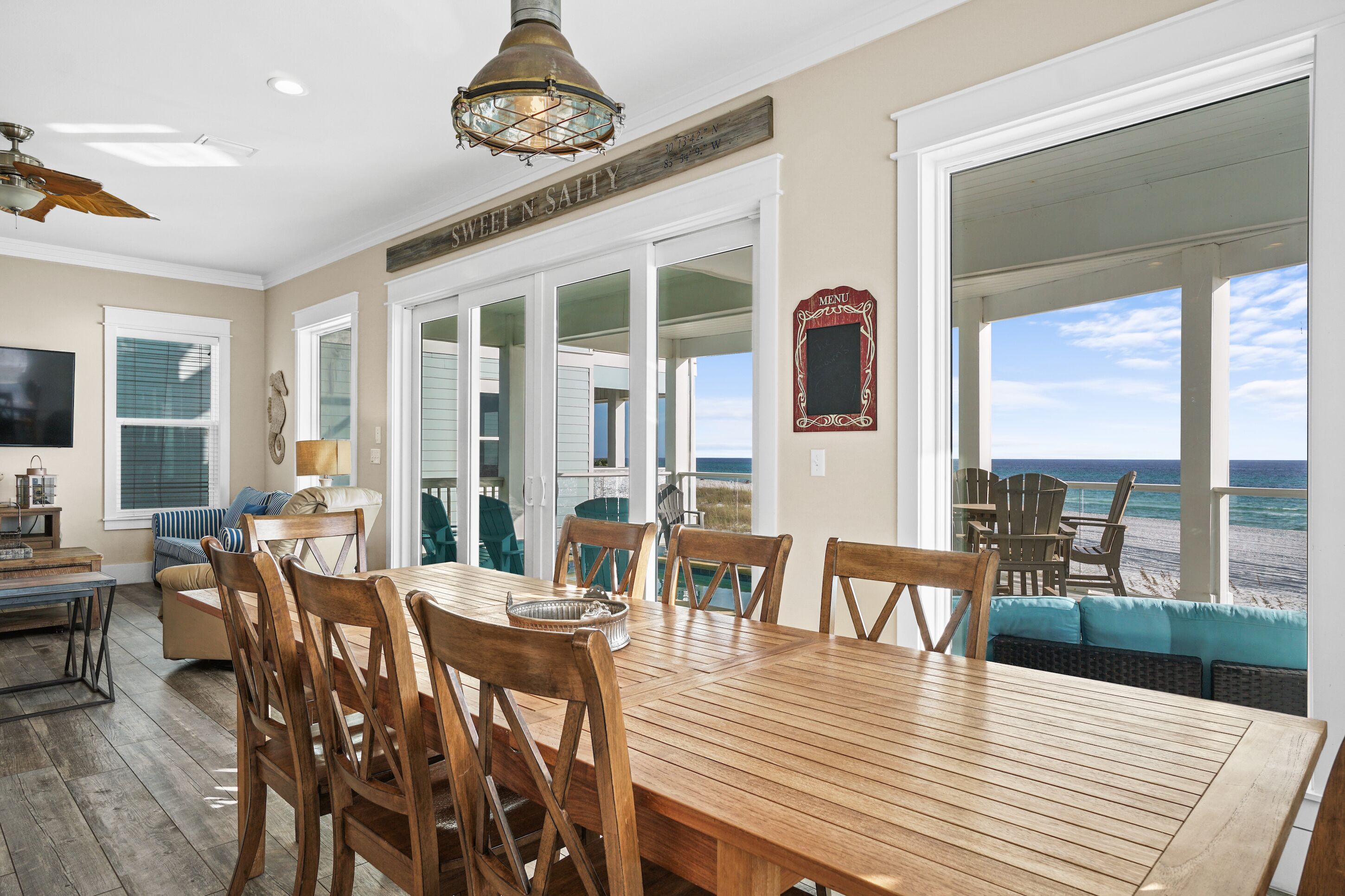 บ้านพัก | บริการอาหารในห้องพัก