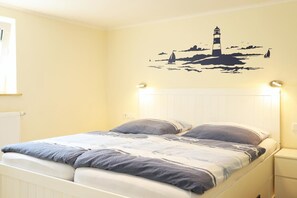 1 bedroom, free WiFi, bed sheets - Vacation apartment Sonnenschein (Rostock)