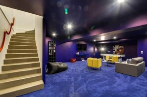Interior - Modern and eclectic 3BD duplex in Le Marais! (Paris)
