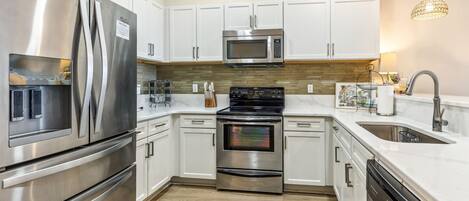 Fridge, microwave, oven, dishwasher