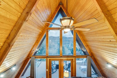 Stargazer Cabin- A Frame w/ Lake & Mountain Views