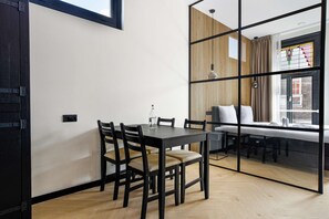 Televisión de pantalla plana, Netflix, servicios de streaming