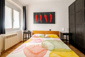 1 bedroom, iron/ironing board, travel cot, free WiFi