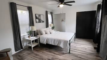 3 Schlafzimmer, Schreibtisch, WLAN, BettwÀsche