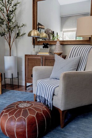 Interior - Peaceful, modern, renovated, close to everything! (Gainesville)