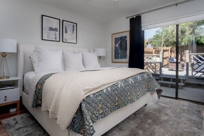 2 室のベッドルーム、アイロン / アイロン台、WiFi、ベッドシーツ