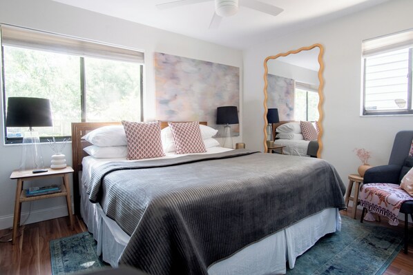 2 chambres, fer et planche à repasser, Wi-Fi, literie fournie