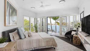 4 chambres, fer et planche à repasser, Wi-Fi gratuit, draps fournis