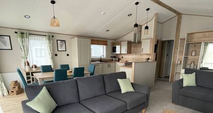 River View - Overlooking the river