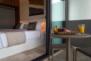 1 bedroom, hypo-allergenic bedding, free WiFi