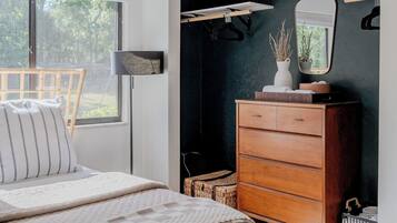 2 chambres, fer et planche à repasser, Wi-Fi, draps fournis