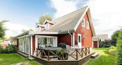 Townhouse 15 min from Örebro