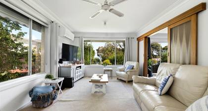 Seaview Cottage (Wifi and Linen included) Inverloch