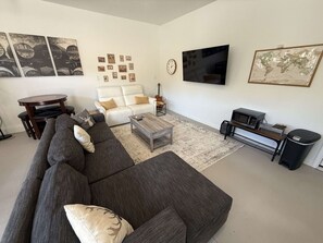 Smart TV, table football