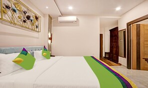 Deluxe Room - Treebo Lazystay Elite (Bhubaneshwar)