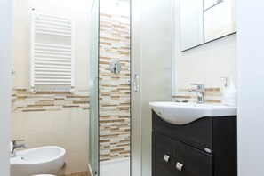 Chambre Simple | Salle de bain