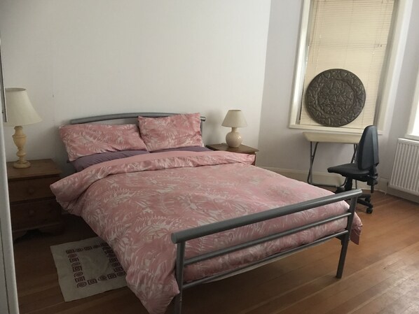 1 bedroom, Internet - A Large comfy Room in Bromley (Bromley)